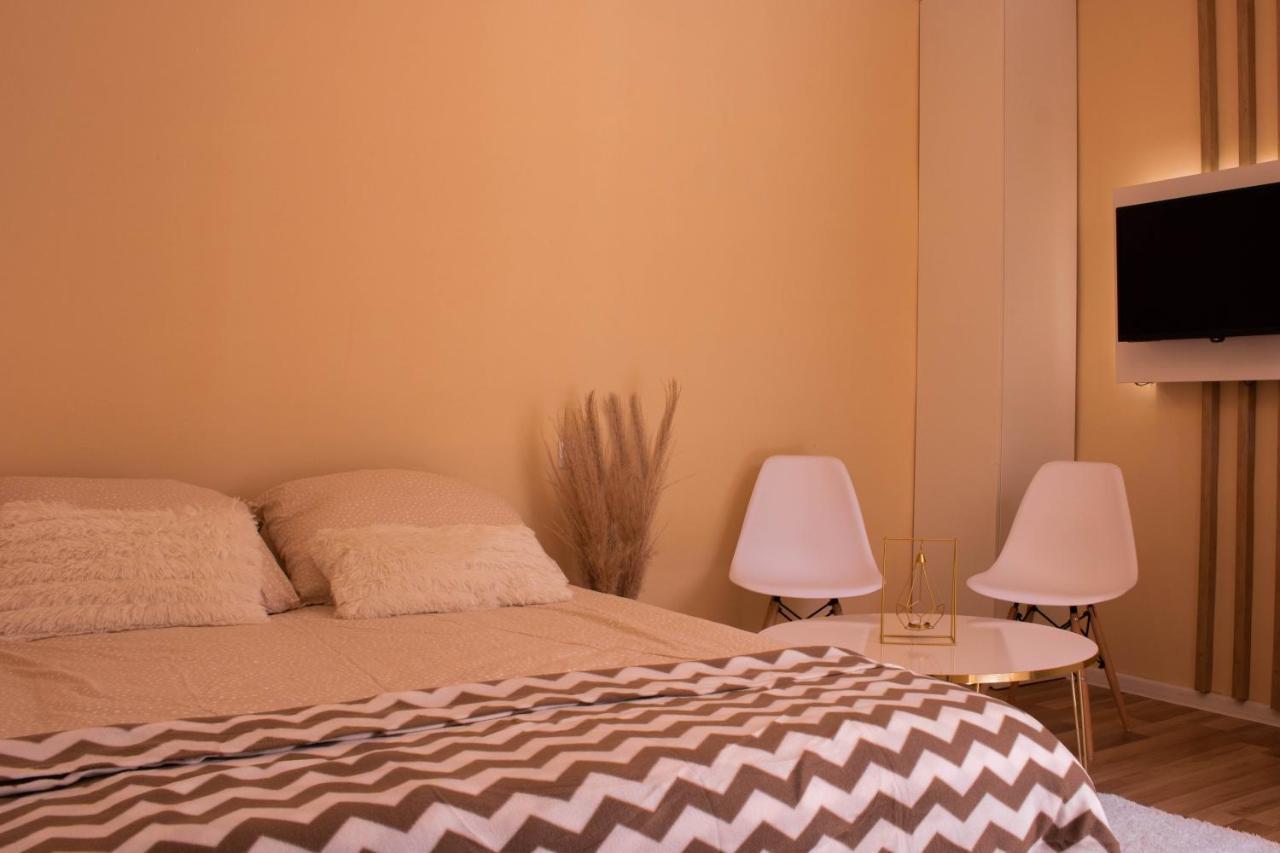 Luxury Studio Apartment モスタル エクステリア 写真